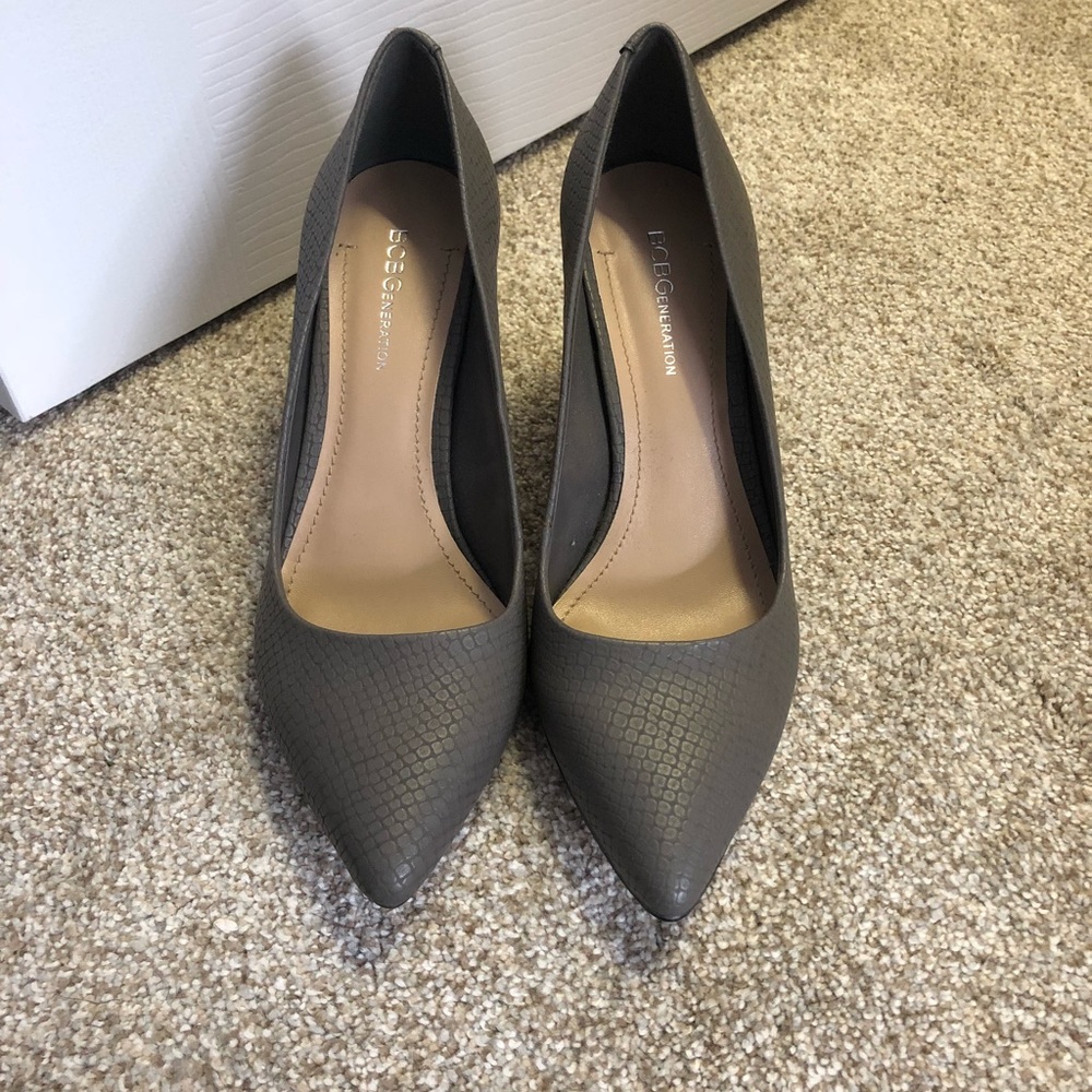 BCBG heels